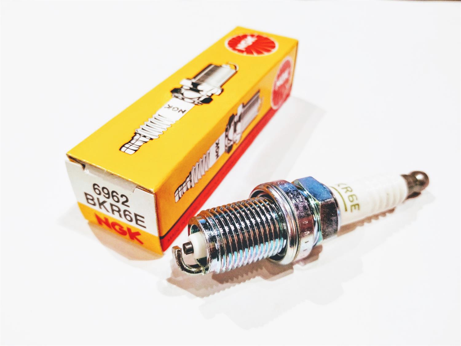 NGK BKR6E - 6962 BUJIA RENAULT - PEUGEOT - FIAT